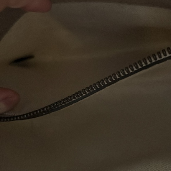 Brand new !!!! - Picture 4 of 12